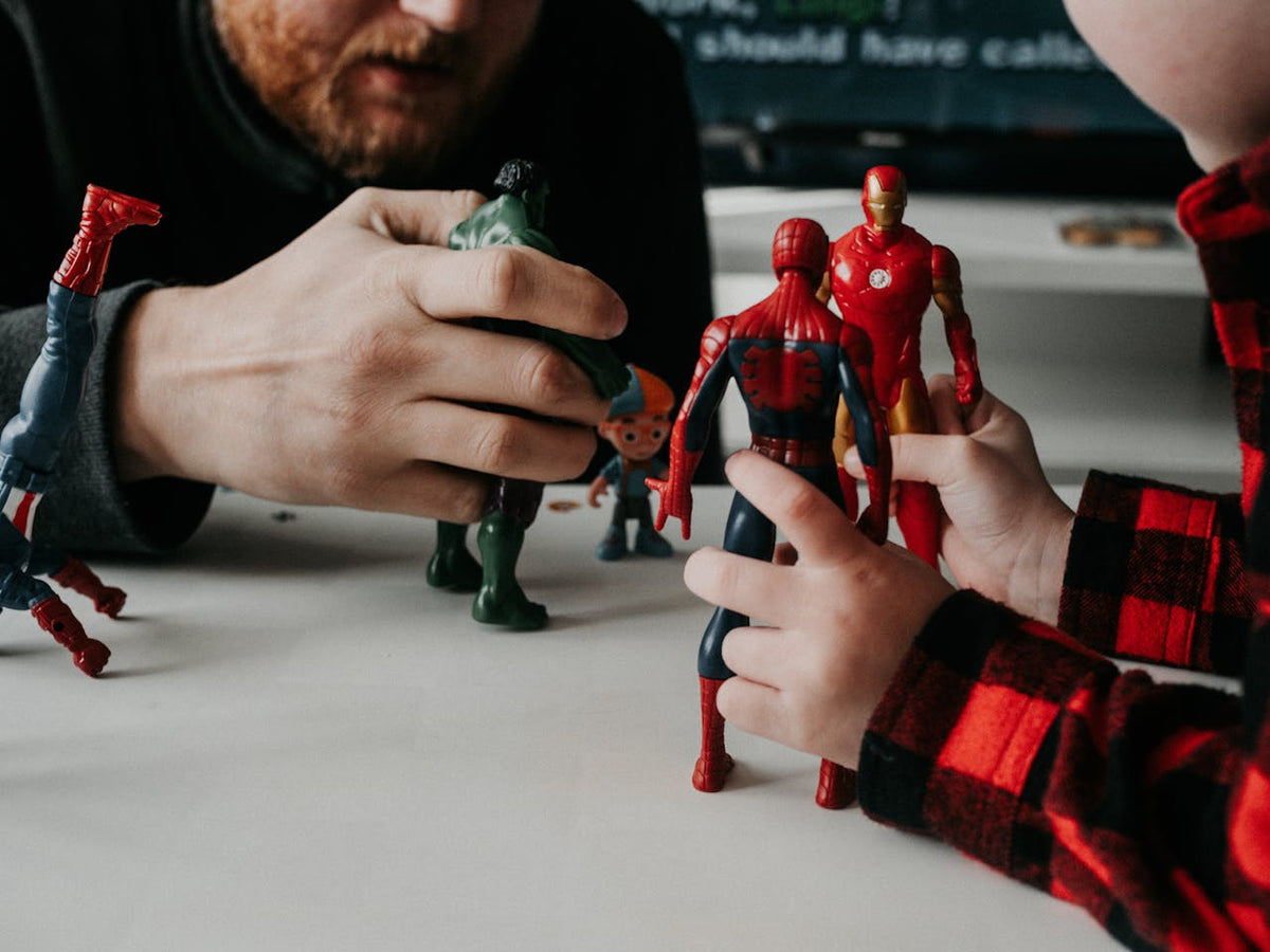 Action Figures & Playsets
