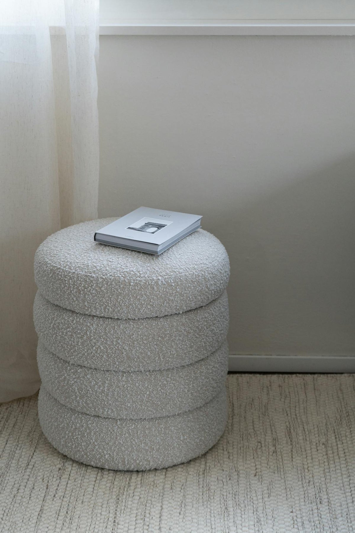 Ottomans & Poufs
