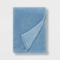 Full/Queen Plush Blanket Blue image 0