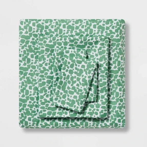 Queen Printed Microfiber 4pc Sheet Set Green Dot - Room Essentials: Polyester