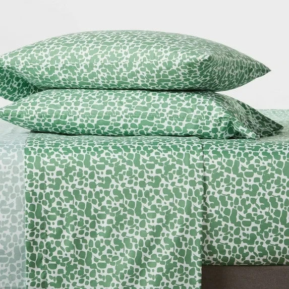 Queen Printed Microfiber 4pc Sheet Set Green Dot - Room Essentials: Polyester
