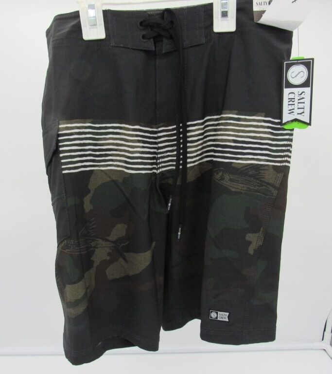 Salty Crew Men's Pinnacle Angler Board Shorts - Size 30 - Camo image 0